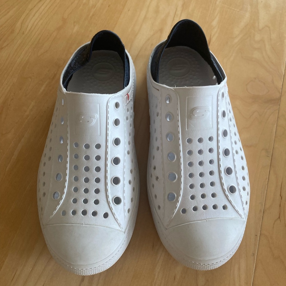 Skechers summer/ water shoes size 2